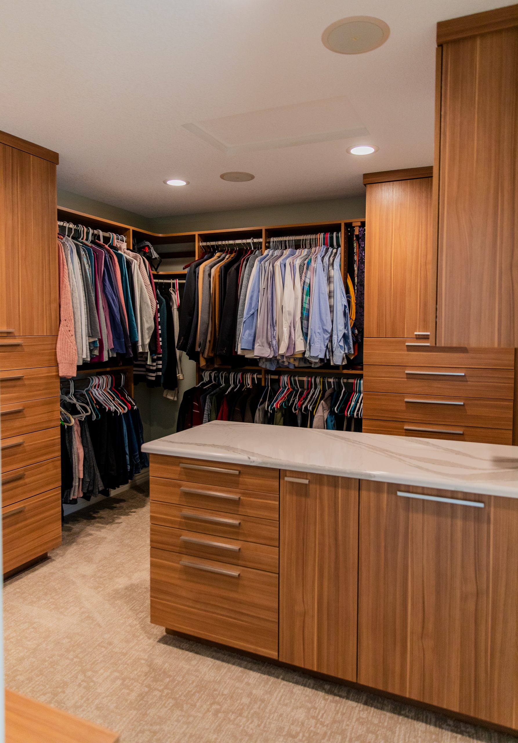 You are currently viewing Closet Organization